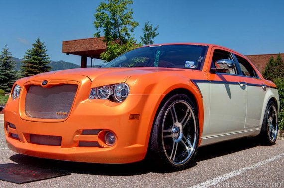 Dreamsickle Chrysler 300c - Paint With Pearl